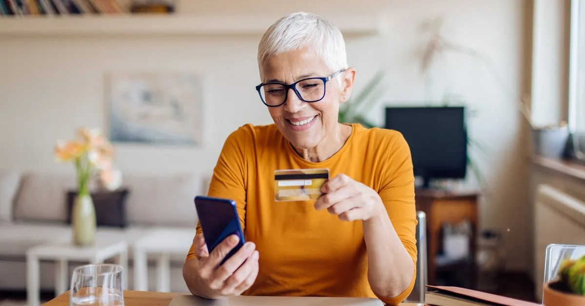 Benefits of Keeping Credit Cards Open Over 10 Years