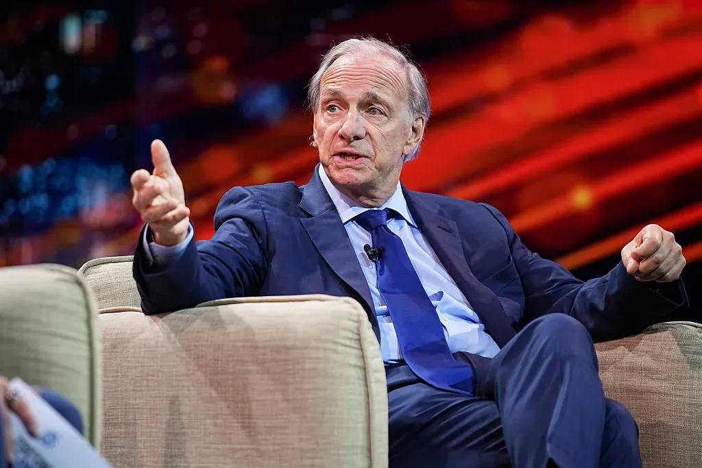 Ray Dalio’s Strategies for Handling Market Volatility