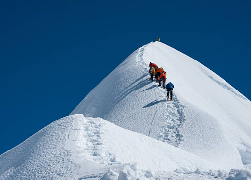 himalayan-legends:-the-ultimate-climbing-&-trekking-expedition