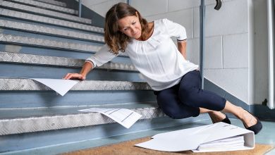 slip-and-fall-injuries-in-florida:-when-to-call-a-lawyer